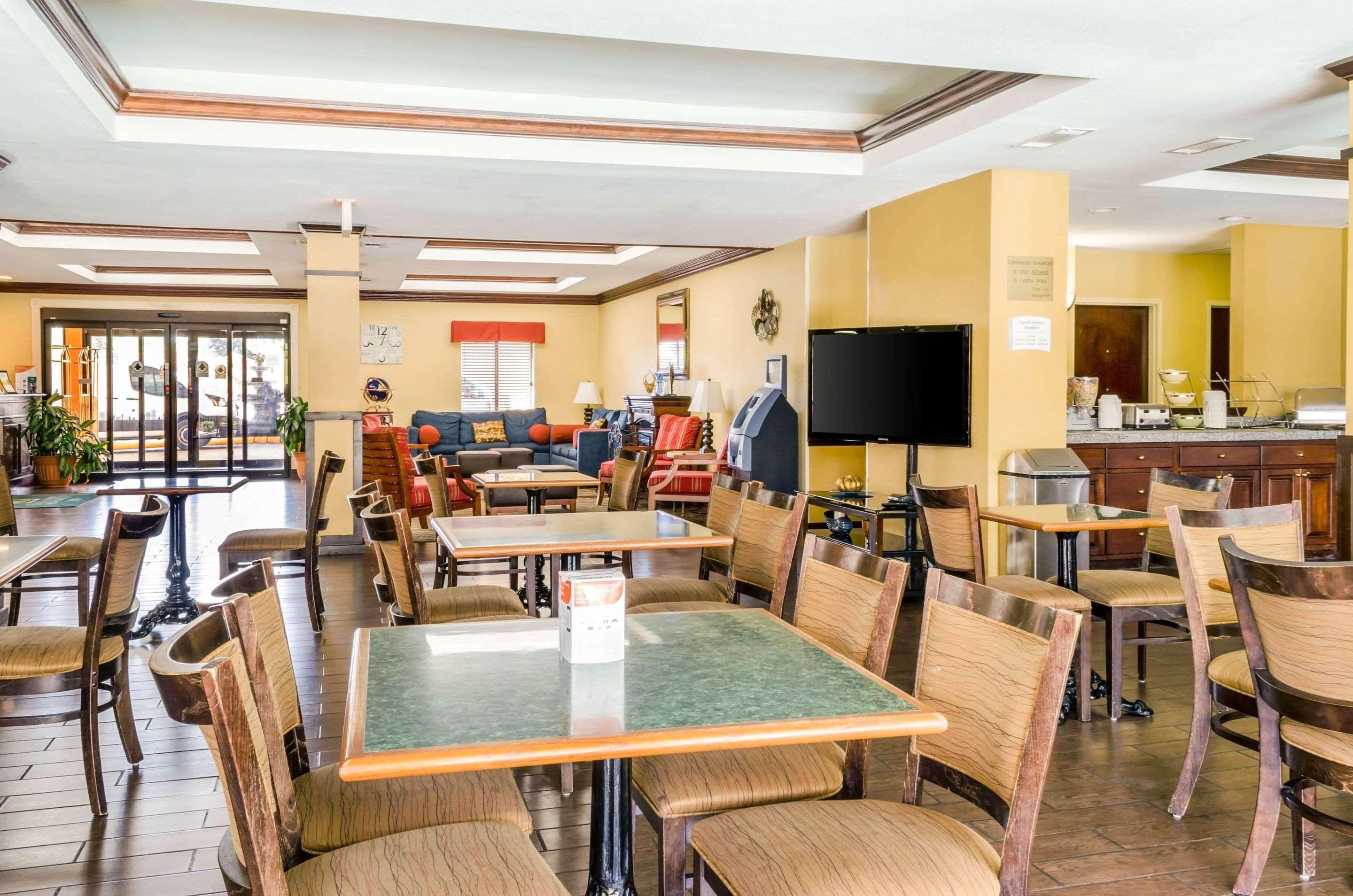 Wingate By Wyndham Biloxi - Ocean Springs Hotel Bagian luar foto