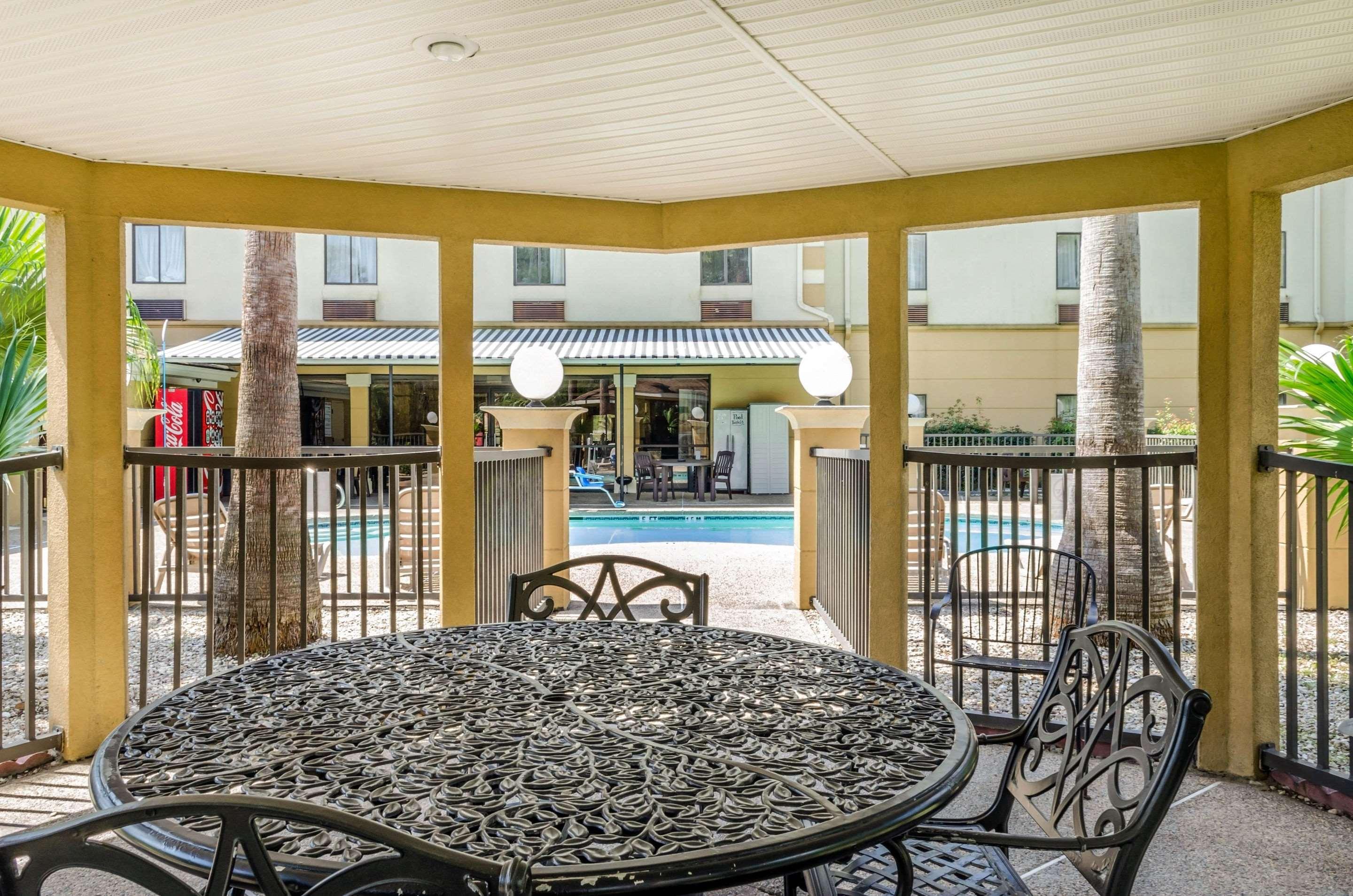 Wingate By Wyndham Biloxi - Ocean Springs Hotel Bagian luar foto